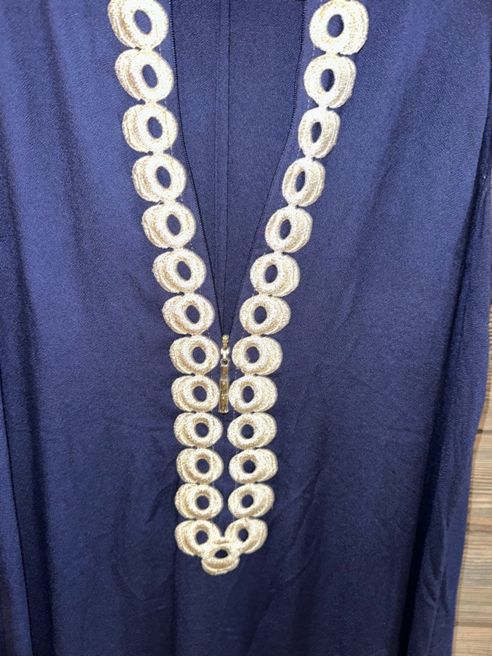 Lilly Pulitzer Jane Navy Sleeveless Shift Dress Gold Ring Trim Zipper Neck 4 - Picture 7 of 7